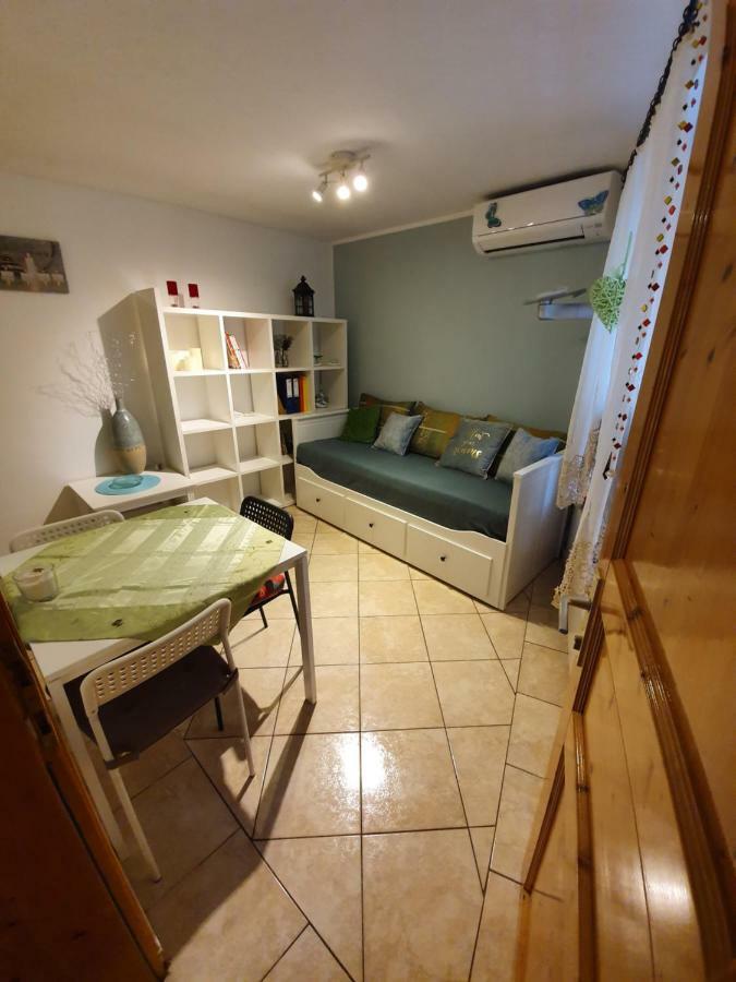 North To South Apartments Izola Exterior foto